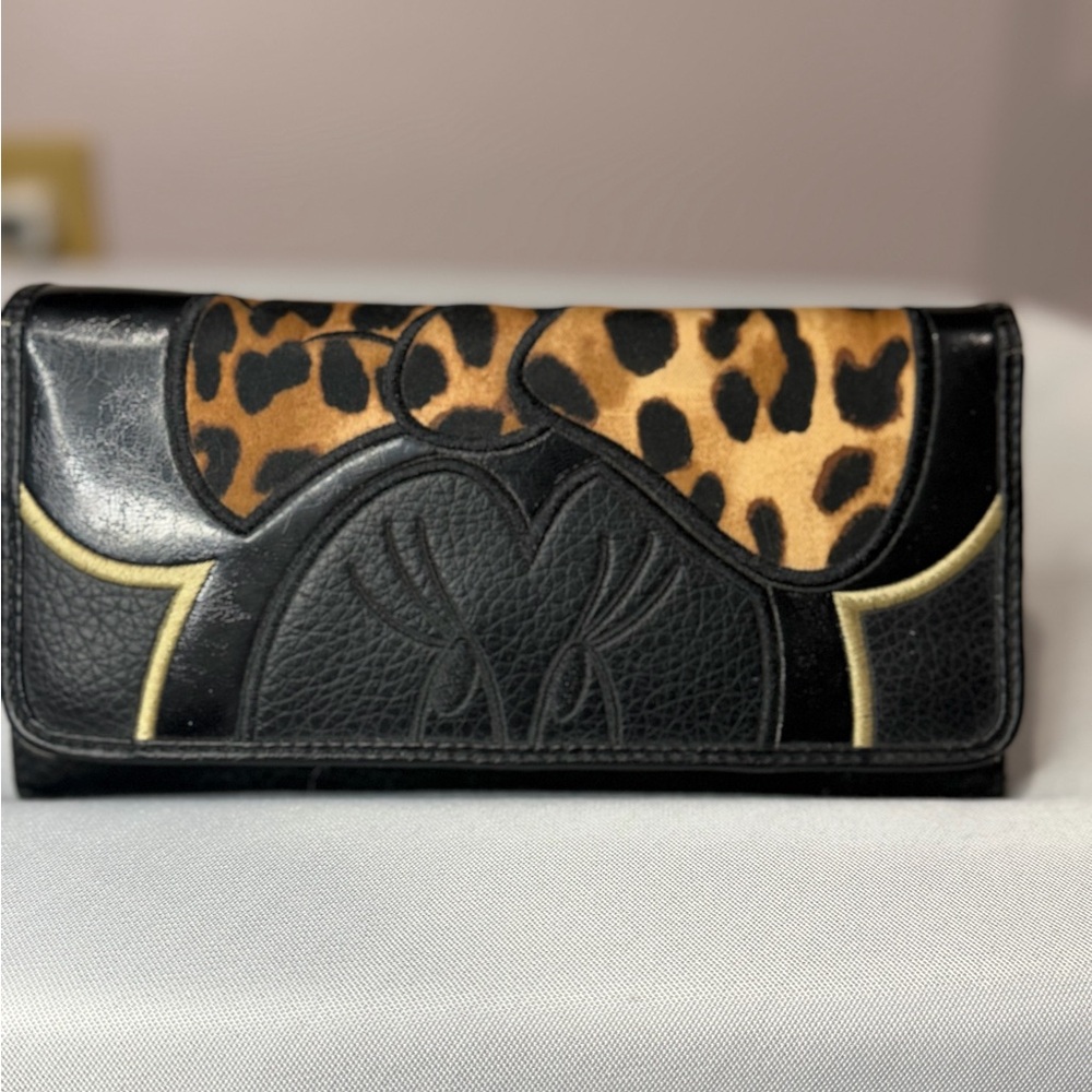 Loungefly Minnie Mouse Black and Leopard Print Clutch